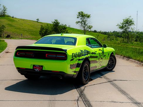 Used 2023 Dodge Challenger SRT Hellcat Redeye image 38