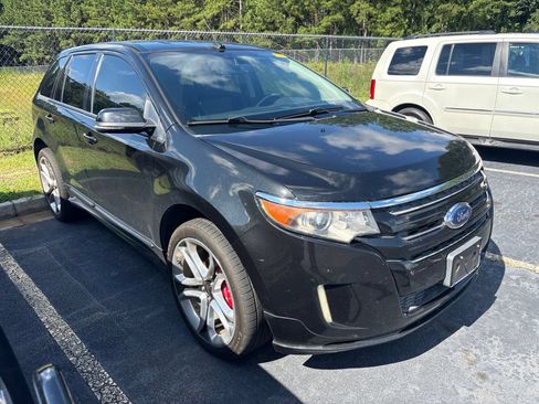Used 2014 Ford Edge Sport w/ Driver Entry Package FWD image 2