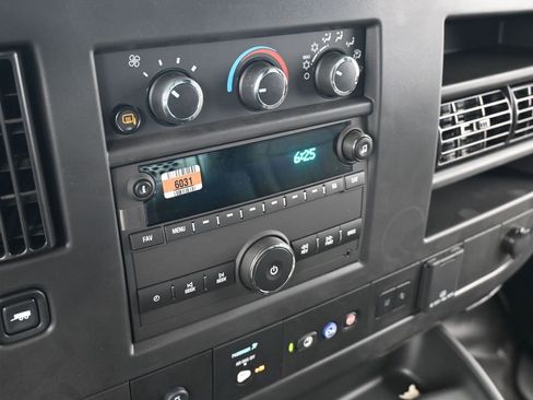 New 2025 Chevrolet Express 3500 Extended w/ Driver Convenience Package image 21