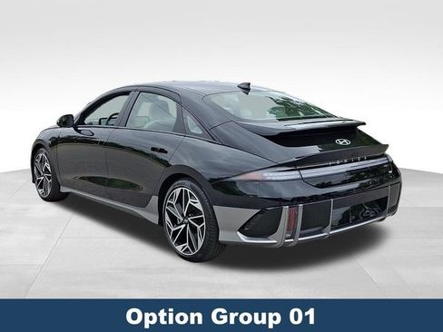 Used 2024 Hyundai Ioniq 6 SEL RWD image 5
