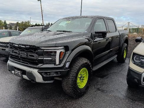Used 2025 Ford F150 Raptor image 12