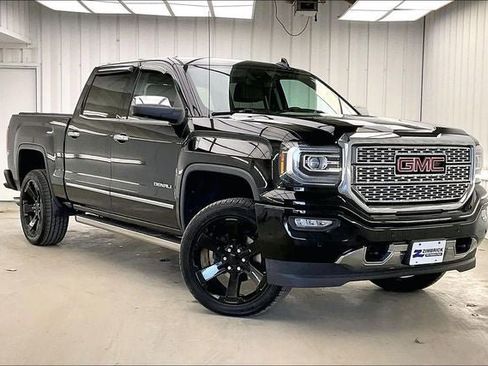 Used 2017 GMC Sierra 1500 Denali AWD/4WD image 1