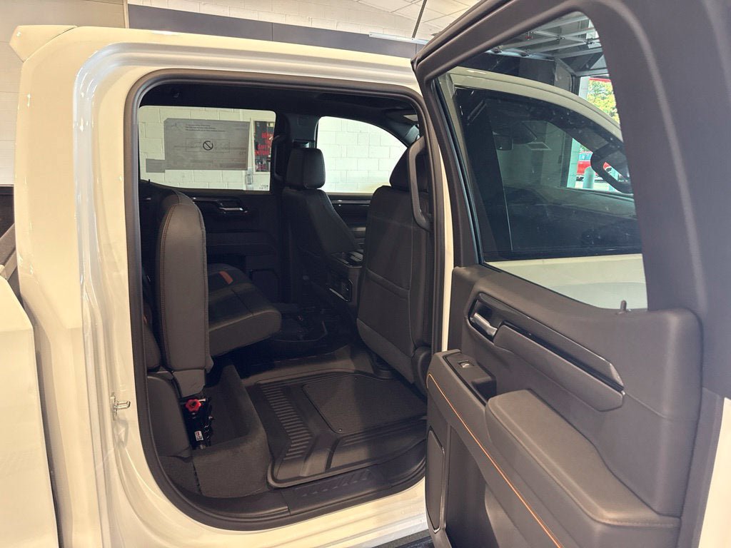 New 2026 GMC Sierra 1500 AT4 w/ AT4 Premium Package AWD/4WD image 18