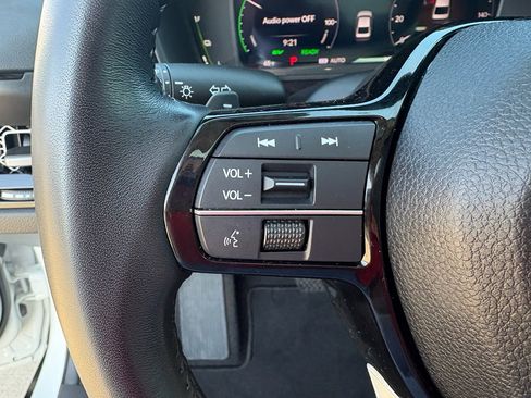 Certified 2023 Honda Accord Touring image 13