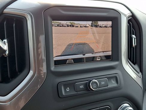 New 2026 GMC Sierra 2500 Pro AWD/4WD image 13