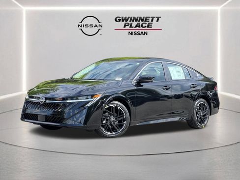 New 2026 Nissan Sentra SR w/ Floor Mat Package FWD image 1