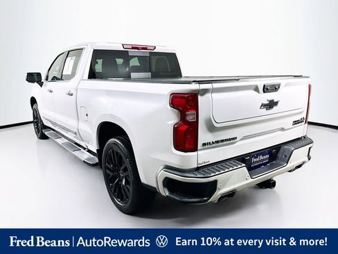 Used 2023 Chevrolet Silverado 1500 High Country w/ High Country Premium Package AWD/4WD image 5