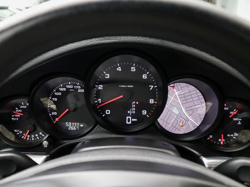 Used 2015 Porsche 911 Carrera image 34