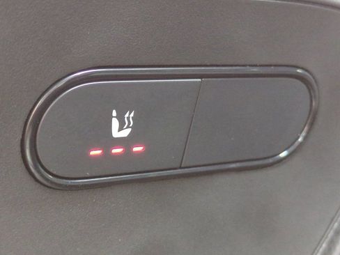 Used 2025 Mercedes-Benz Sprinter 2500 image 23