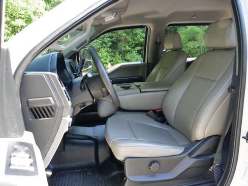 Used 2020 Ford F250 XL w/ Power Equipment Group AWD/4WD image 3