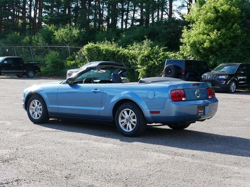 Used 2006 Ford Mustang Premium RWD image 5