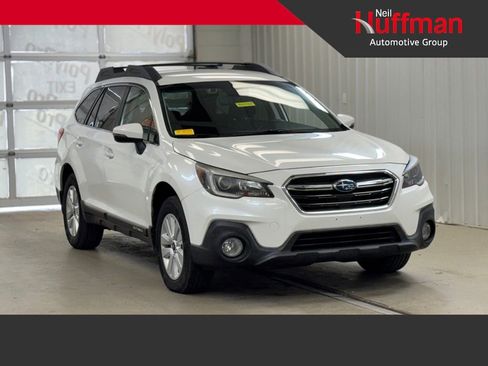 Used 2018 Subaru Outback 2.5i Premium image 1