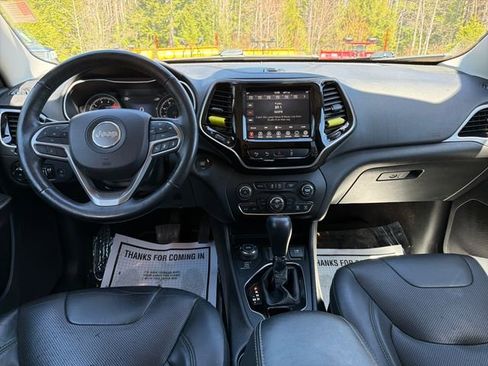 Used 2019 Jeep Cherokee Limited w/ Technology Group AWD/4WD image 13
