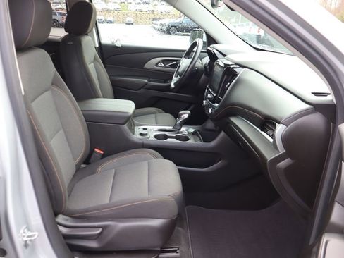 Used 2021 Chevrolet Traverse LT AWD/4WD image 19