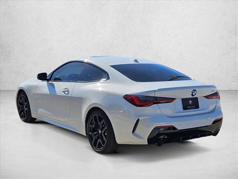 New 2026 BMW 430i Coupe w/ M Sport Package image 9