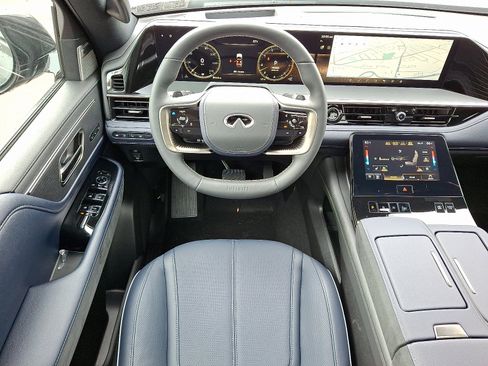 New 2026 INFINITI QX80 4WD image 8