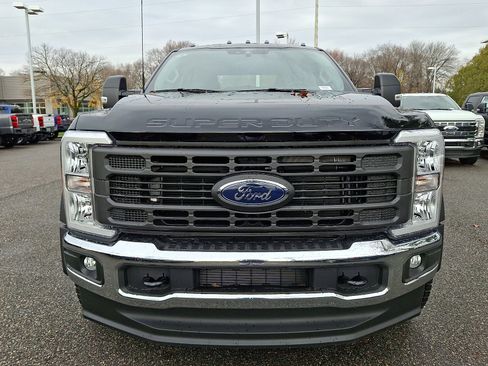 New 2026 Ford F450 XL w/ XL Chrome Package image 2