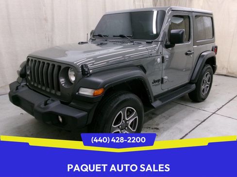 Used 2021 Jeep Wrangler Sport AWD/4WD image 1