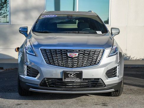 Used 2025 Cadillac XT5 Premium Luxury image 2
