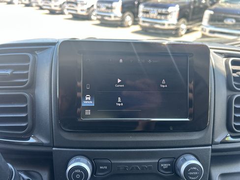 Used 2026 RAM ProMaster 2500 w/ Convenience Group FWD image 24