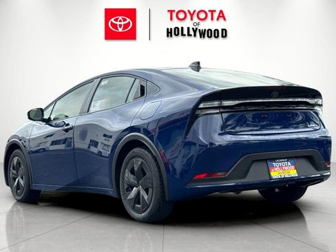 New 2026 Toyota Prius Plug-In Hybrid image 6