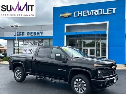 Used 2025 Chevrolet Silverado 2500 Custom w/ Custom Value Package