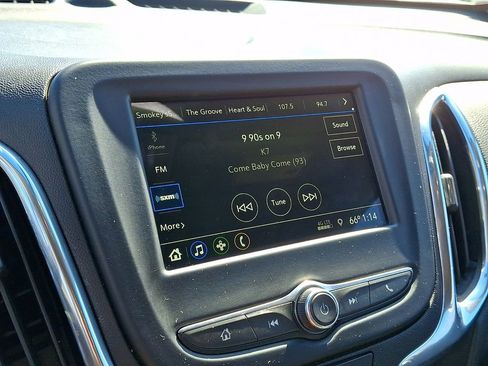 Used 2019 Chevrolet Equinox LT AWD/4WD image 17