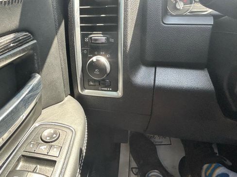 Used 2017 RAM 1500 Limited AWD/4WD image 32