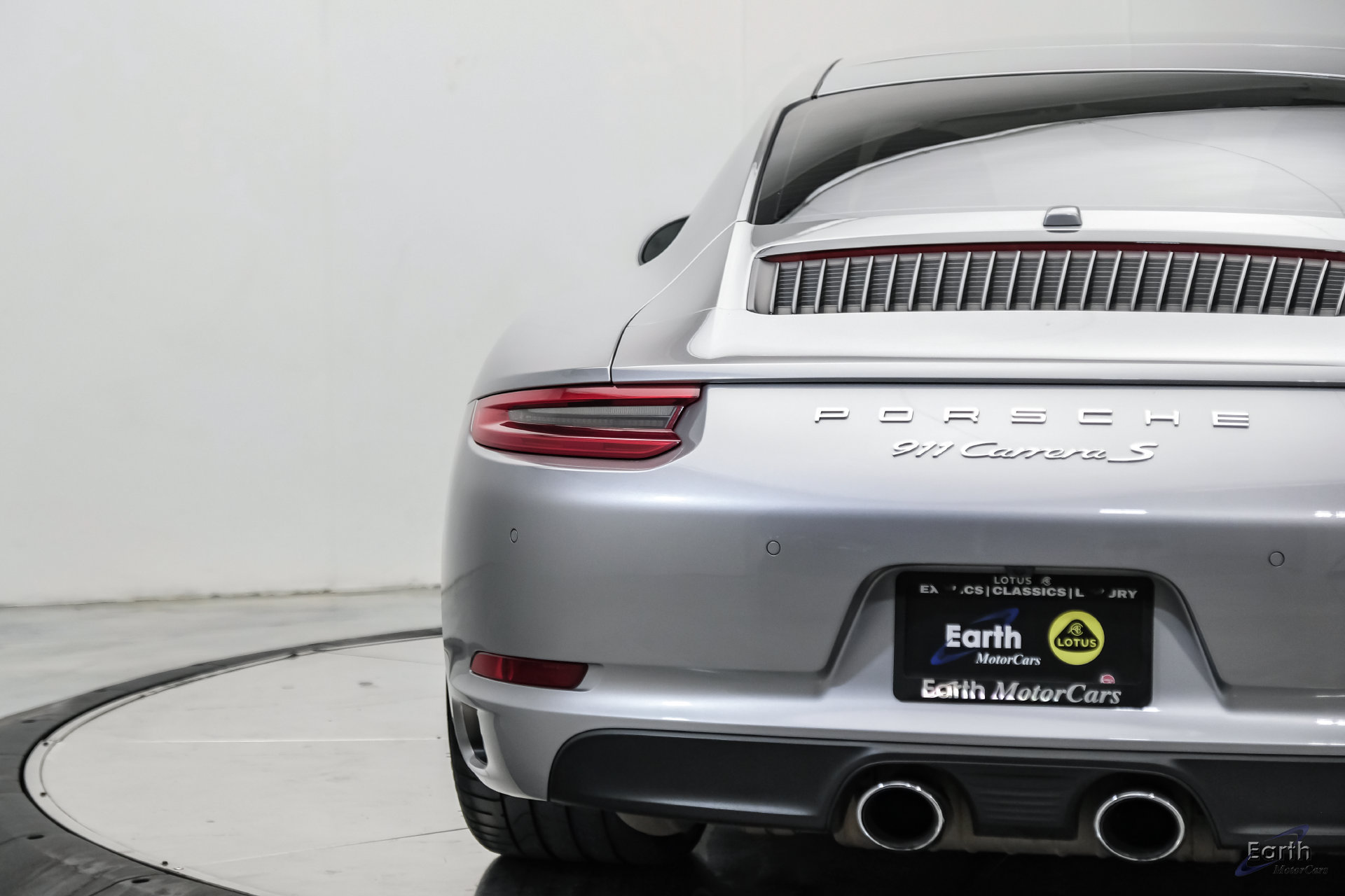 Used 2017 Porsche 911 Carrera S RWD image 13
