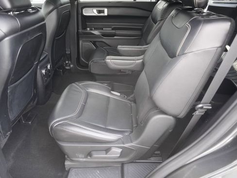 Certified 2020 Ford Explorer ST image 13