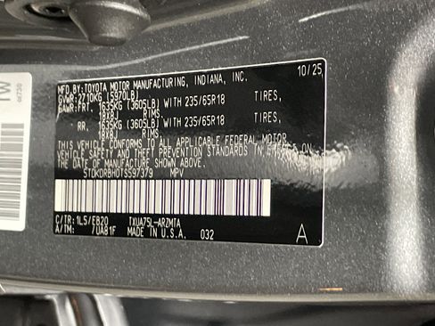 Used 2026 Toyota Highlander XLE image 36