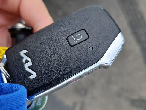 Used 2023 Kia Seltos S w/ Navigation Package image 35