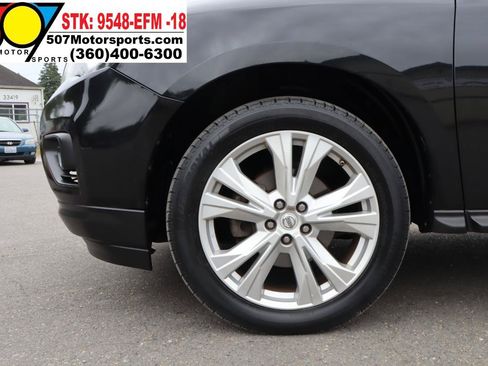 Used 2018 Nissan Pathfinder SL w/ SL Premium Package AWD/4WD image 28