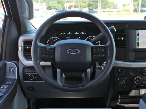Used 2025 Ford F350 XLT AWD/4WD image 38
