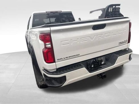 Used 2021 Chevrolet Silverado 3500 High Country w/ Z71 Off-Road Package AWD/4WD image 17