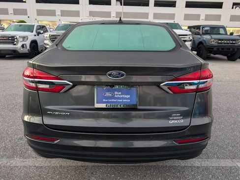 Used 2020 Ford Fusion SE image 10