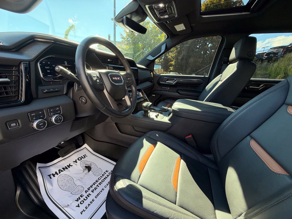 Used 2024 GMC Sierra 1500 AT4 w/ Technology Package AWD/4WD image 16