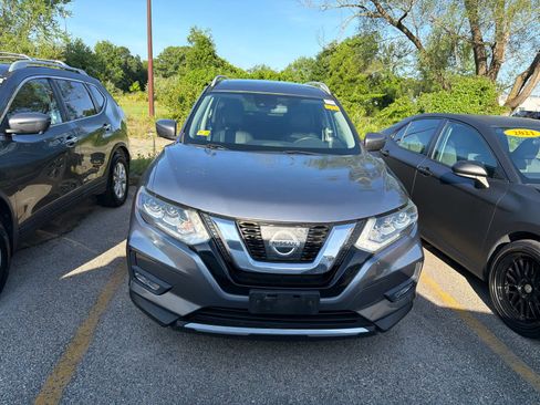 Used 2017 Nissan Rogue SL w/ SL Premium Package AWD/4WD image 6