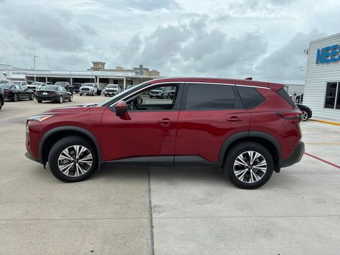Used 2023 Nissan Rogue SV FWD image 6