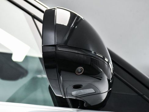 Used 2025 Land Rover Range Rover SE AWD/4WD image 78