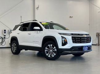 Used 2025 Chevrolet Equinox LT w/ Convenience Package II FWD video 2