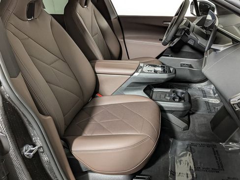 Used 2025 BMW iX xDrive50 w/ Premium Package image 36