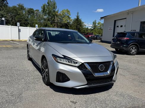 Used 2021 Nissan Maxima 3.5 SV w/ Floor Mat Group image 4