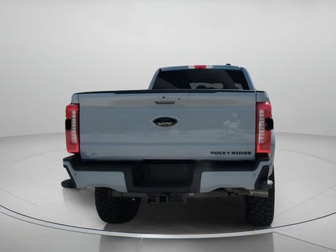 Used 2025 Ford F250 Lariat w/ Lariat Ultimate Package image 26