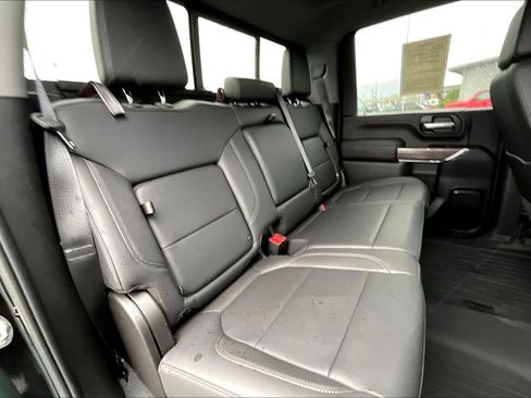 Used 2022 Chevrolet Silverado 2500 LTZ w/ LTZ Plus Package image 27