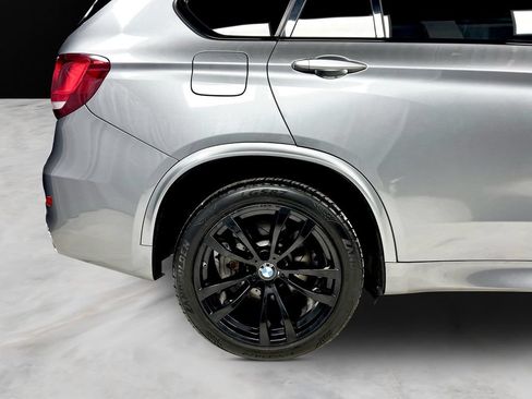 Used 2018 BMW X5 xDrive50i AWD/4WD image 43