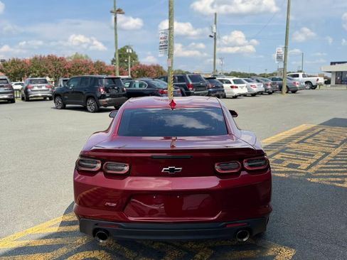 Used 2021 Chevrolet Camaro LT w/ RS Package RWD image 5