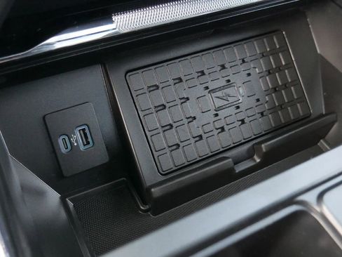 Used 2023 Ford F150 Lariat w/ Equipment Group 502A High image 45