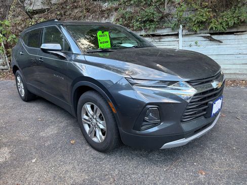 Used 2019 Chevrolet Blazer LT image 3