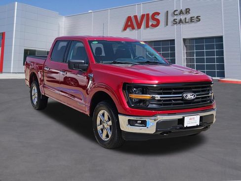 Used 2025 Ford F150 XLT w/ Equipment Group 301A Standard AWD/4WD image 9